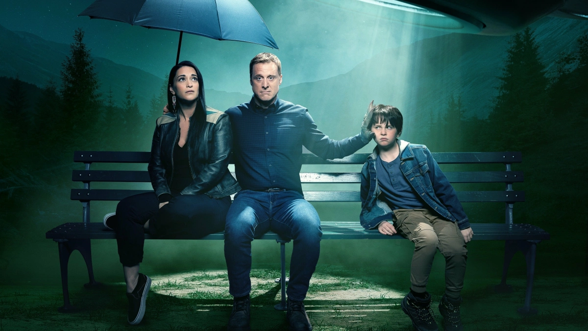Resident Alien: Syfy gives sci-fi series an early 3rd season • AWSMONE