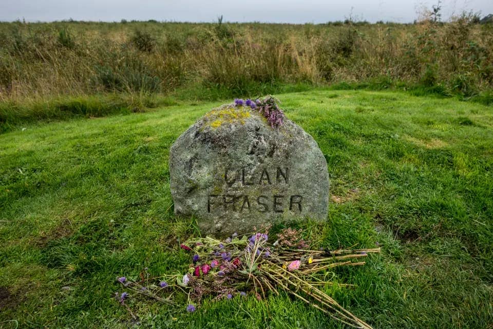 Real and fictional monument - The tomb of the Fraser clan