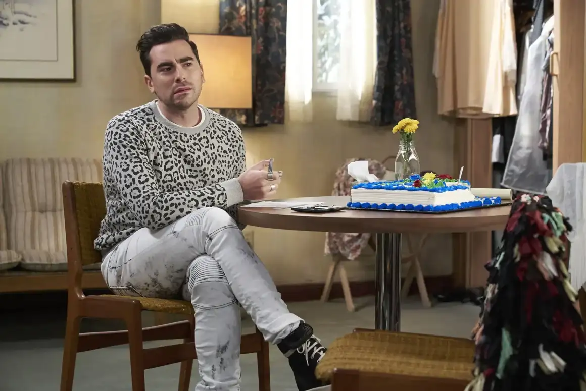 Happy Pride: 10 Iconic LGBTQIA+ TV Characters of All Time Happy Pride: 10 Iconic LGBTQIA+ TV Characters of All Time - 5