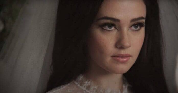 Cailee Spaeney as Priscilla