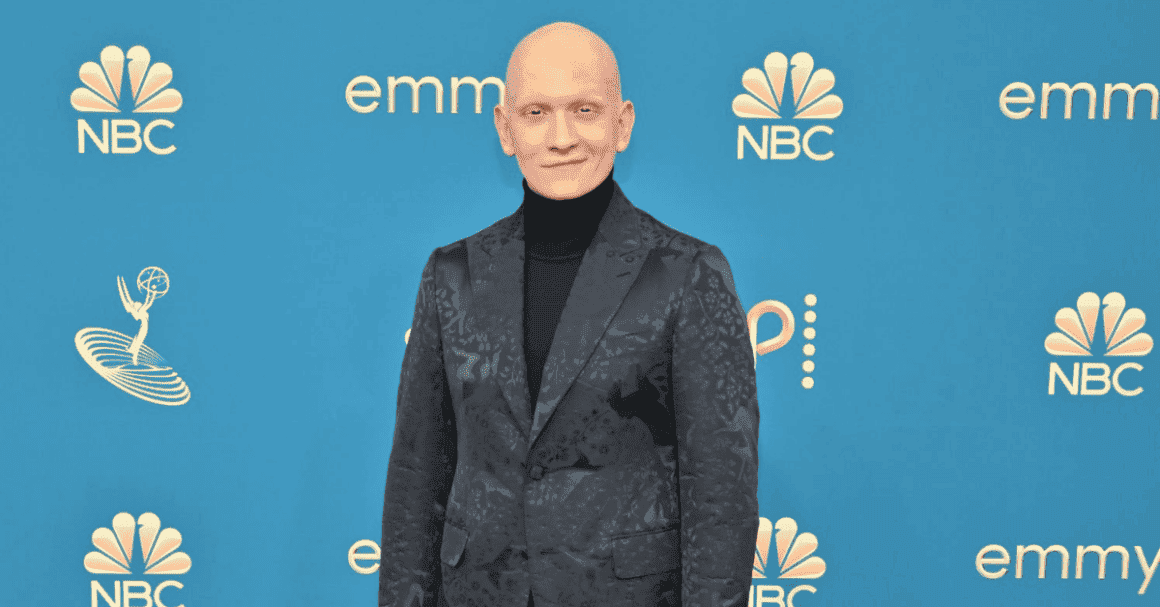 Anthony Carrigan JOINS the cast of DC's Superman Legacy