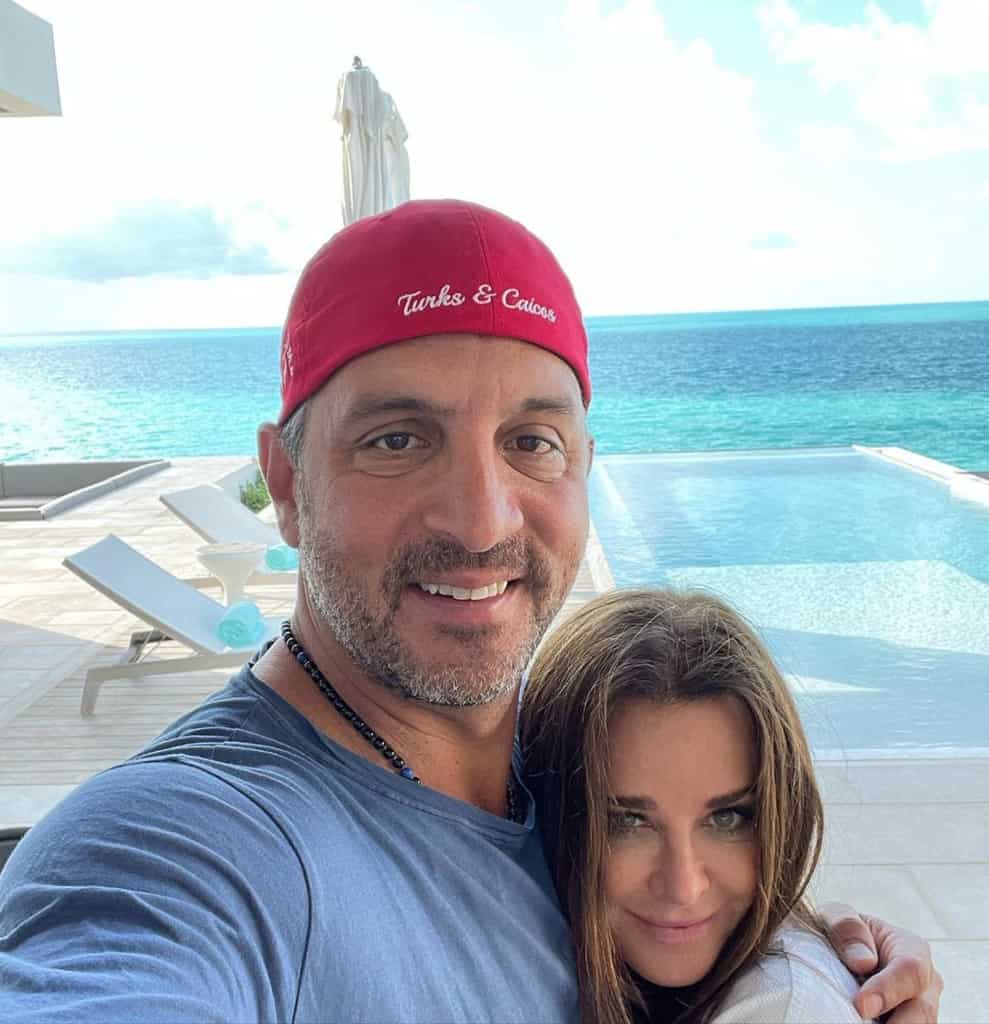Kyle Richards SPOTTED with Morgan Wade makes fan say 'SO Staged' Kyle Richards SPOTTED with Morgan Wade makes fan say 'SO Staged'