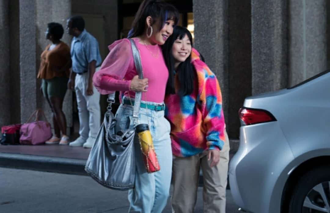 Awkwafina and Sandra Oh take Center Stage in 'Quiz Lady'