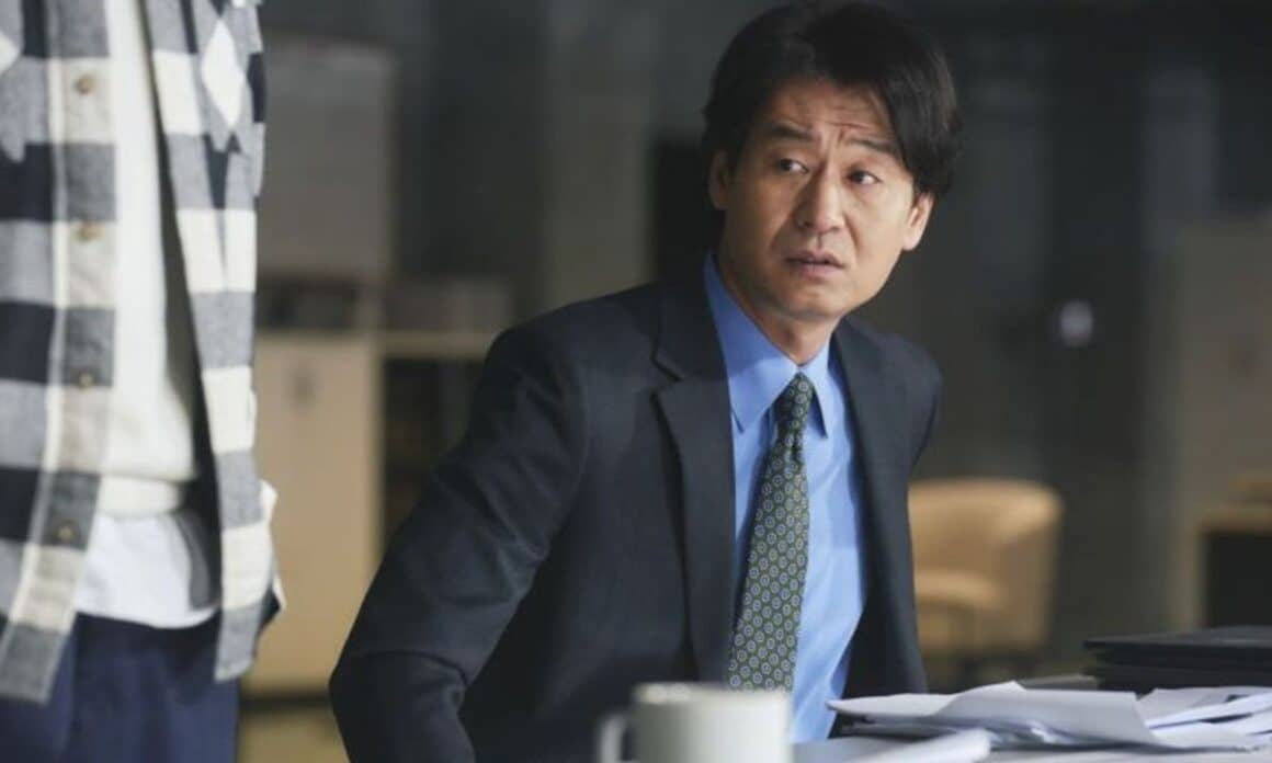 Behind Your Touch On Netflix: Meet the crazy cast of the K-drama Behind Your Touch On Netflix: Meet the crazy cast of the K-drama